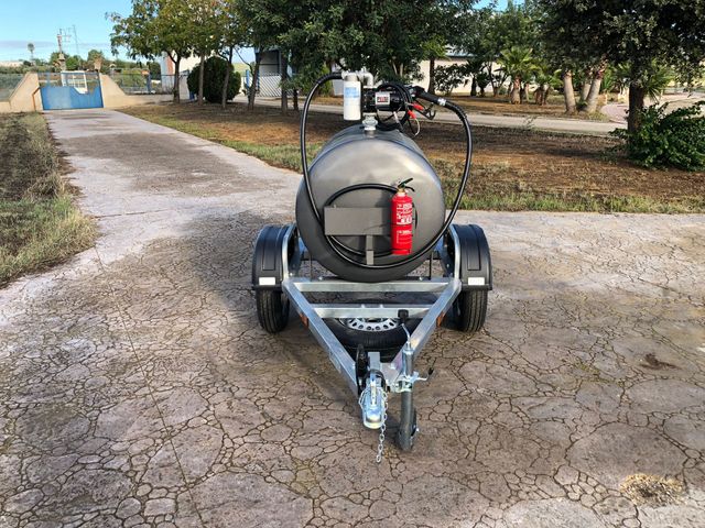 Remolque deposito de gasolina 450L.