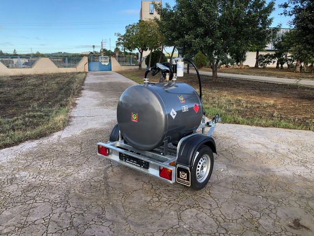 Remolque deposito de gasolina 450L.