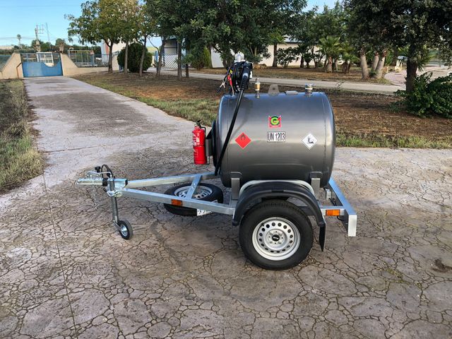 Remolque deposito de gasolina 450L.