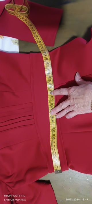Abito rosso taglia 46...