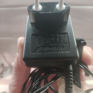 Alimentatori adattatori caricatori