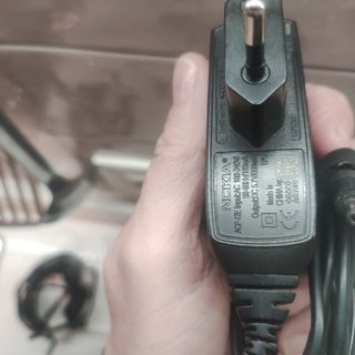 Alimentatori adattatori caricatori