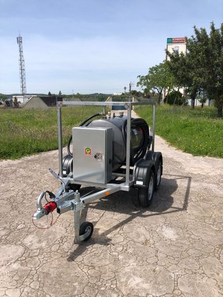 Remolque depósito gasoil 600L 2 Ejes de 750kg