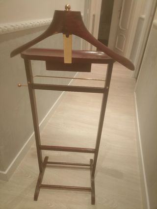 Perchero madera como nuevo