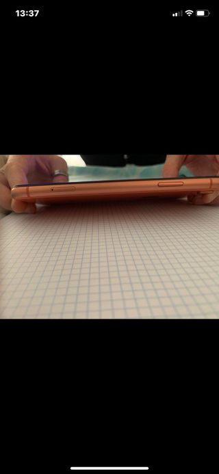 IPHONE XR 128GB CORAL