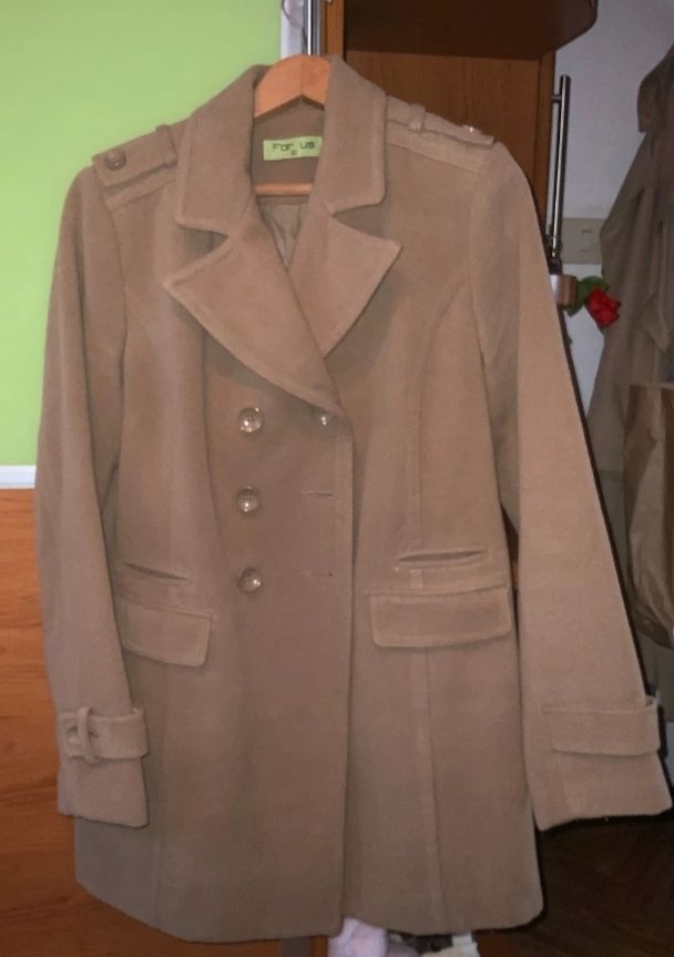 Abrigo marrón camel