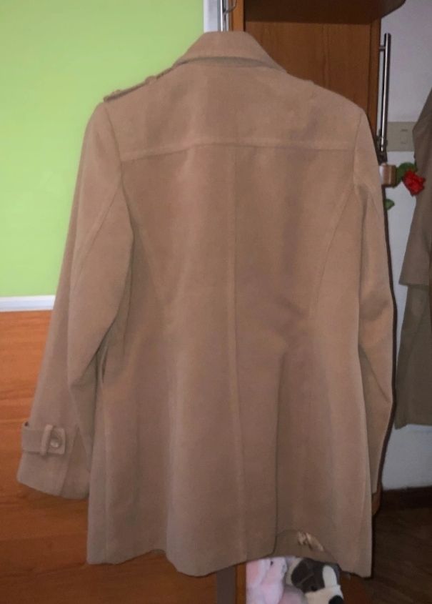 Abrigo marrón camel