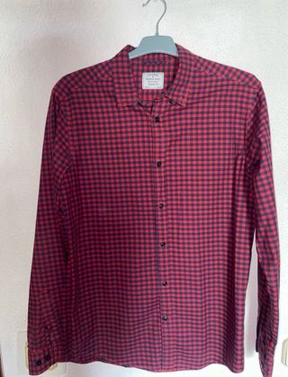 Camisa roja de cuadros