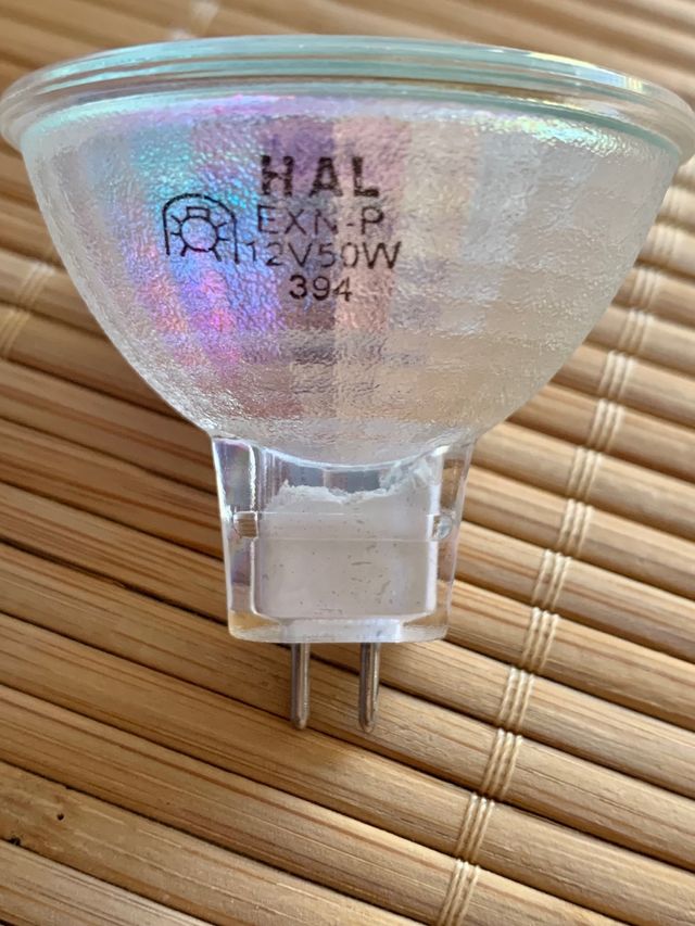 18 Lámparas/bombillas halógenas dicroicas