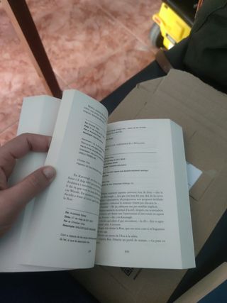 Libro GREY cincuenta sombras segun Grey. 5€