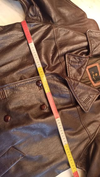 Giaccone in pelle doppiopetto anni 90