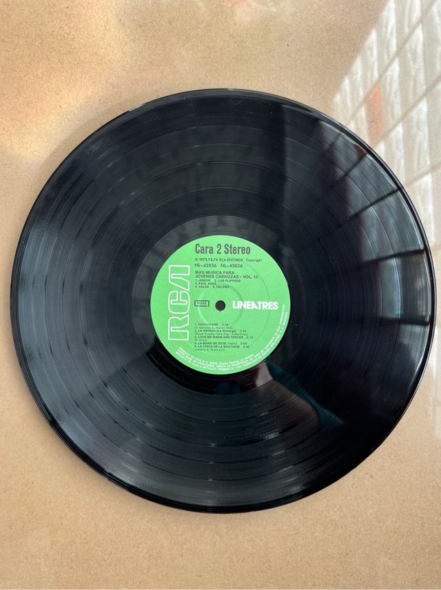 Más música para Jóvenes Carrozas Vol. 10 (Vinilo)