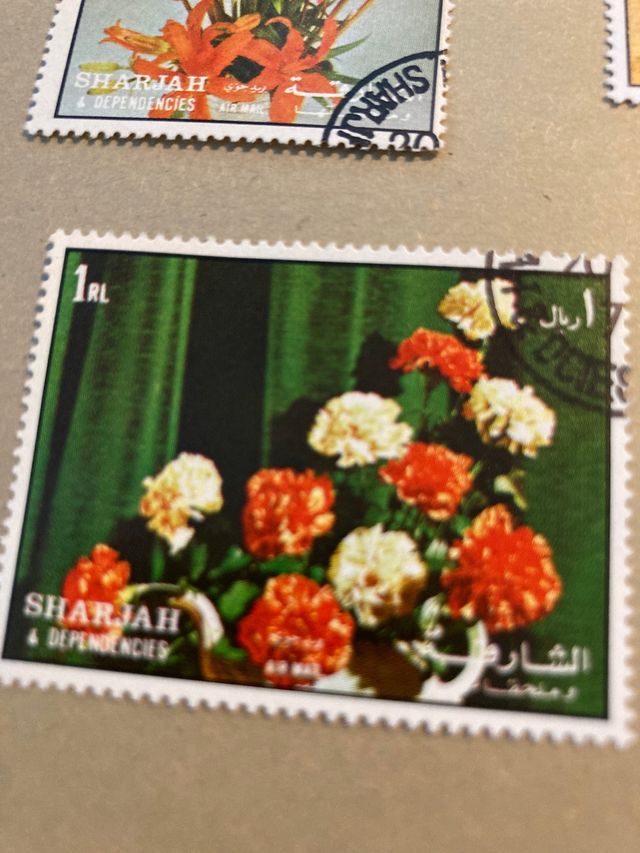 lotto 5 francobolli da collezione Sharjah fiori