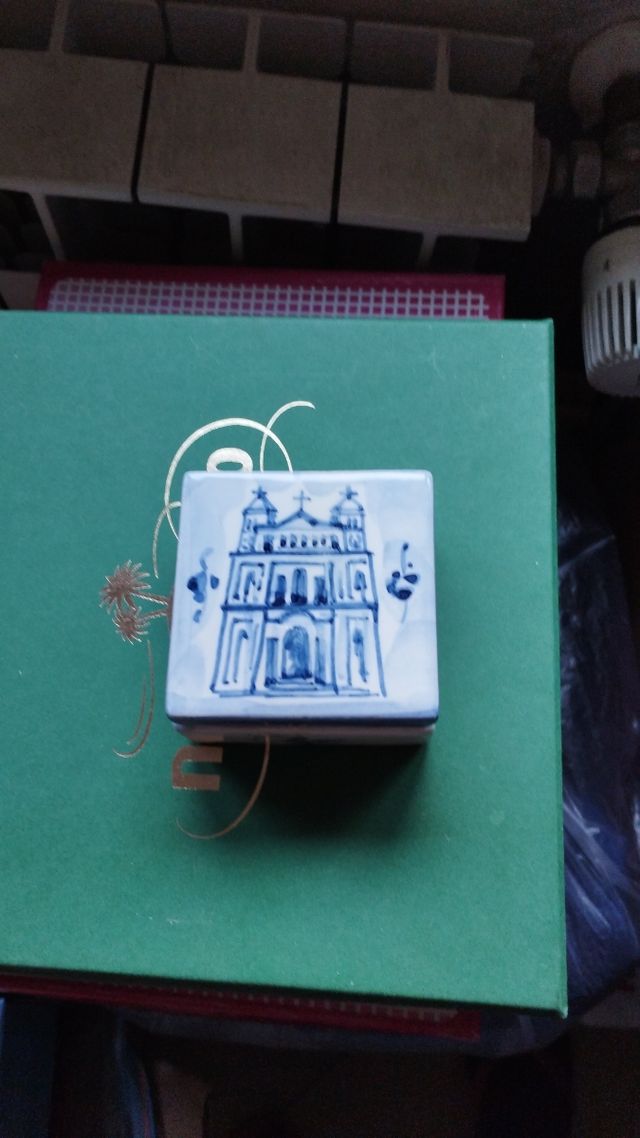 scatolina porcellana