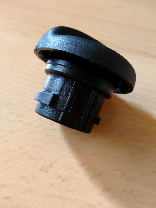 Tapón del depósito de aceite