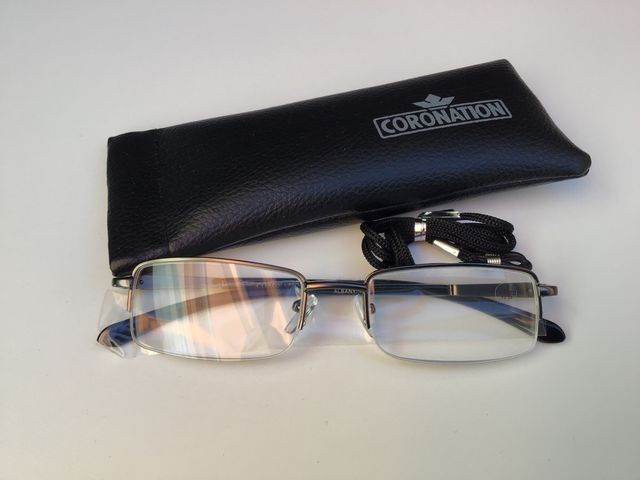 Lote 5 gafas de lectura de +1,00