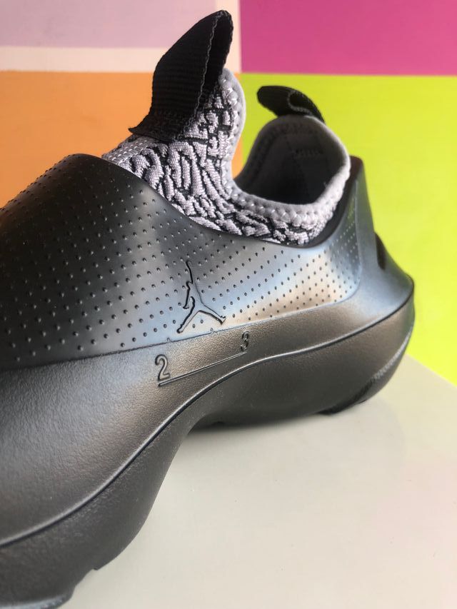 Jordan System.23  Talla 41