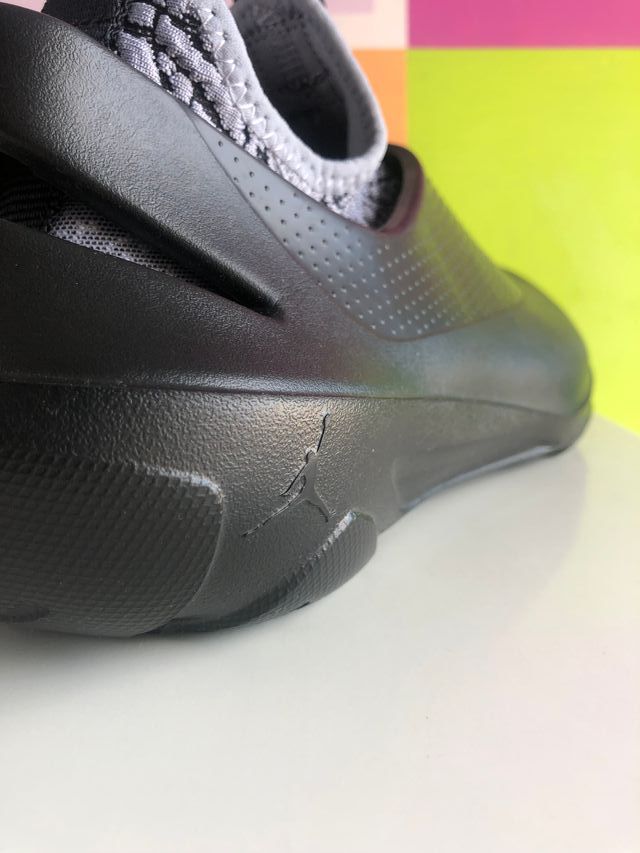 Jordan System.23  Talla 41