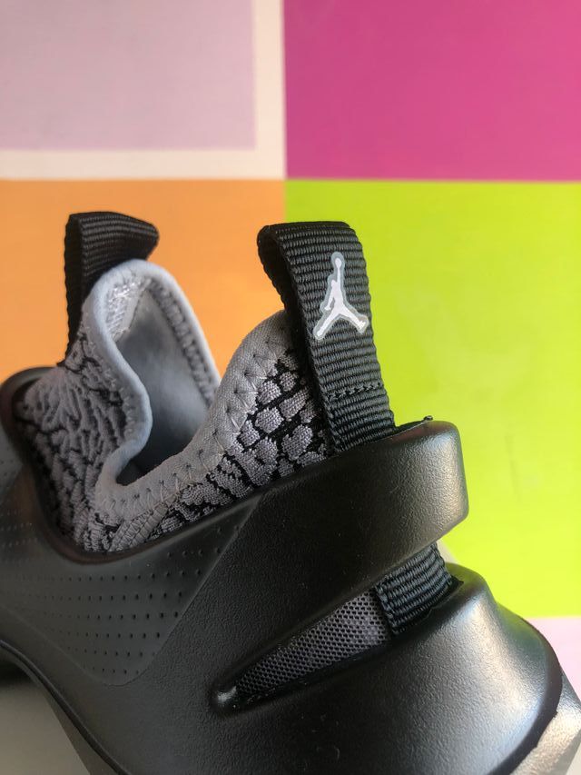 Jordan System.23  Talla 41