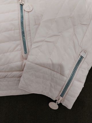 Chaqueta estilo plumas rosa t. 38/40/42