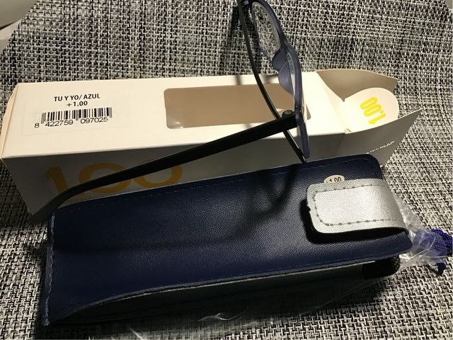 Gafas lectura de 1,00 de Coronation. Mod. Tu y yo.