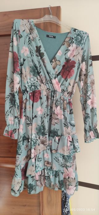 Vestido con volantes