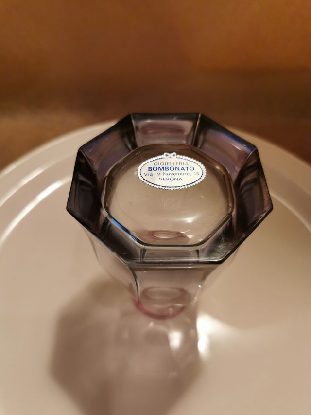 Bottiglia in vetro e argento