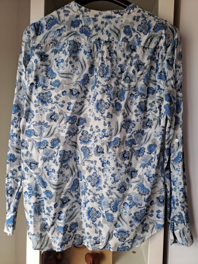 Camisa de flores de Zara