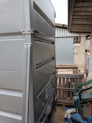 Remolque van caballos