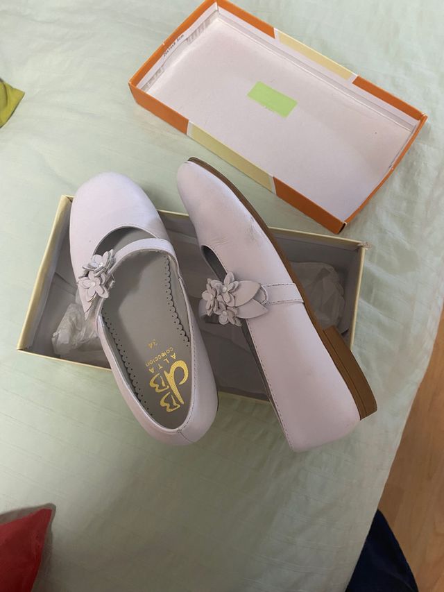 zapatos blancos comunion