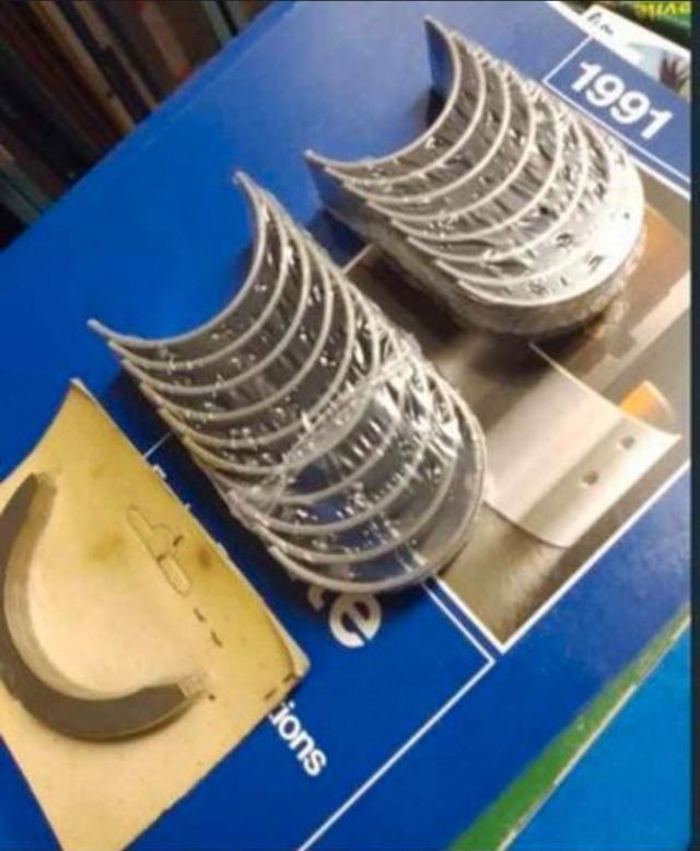 tapillas biela, bancada; Peugeot 504