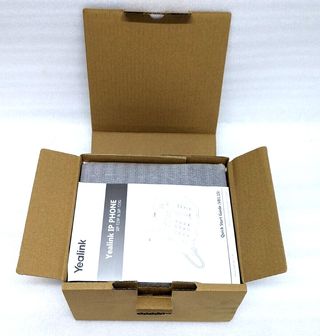 Teléfono Empresarial IP Yealink SIP-T23G 3 lineas