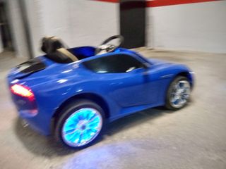 Vendo coche eléctrico niño