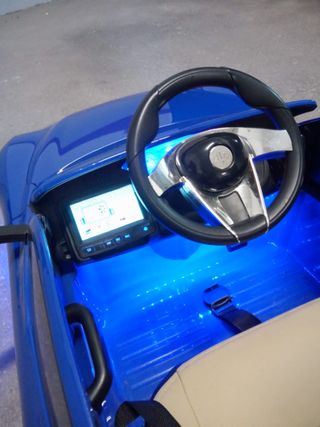 Vendo coche eléctrico niño