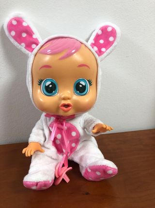 bebe lloron muñeco