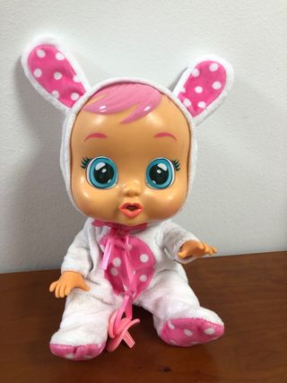 bebe lloron muñeco