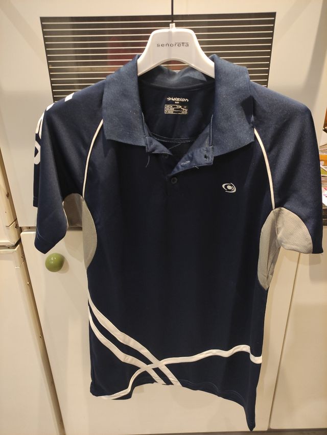 Camiseta tipo Polo de visión