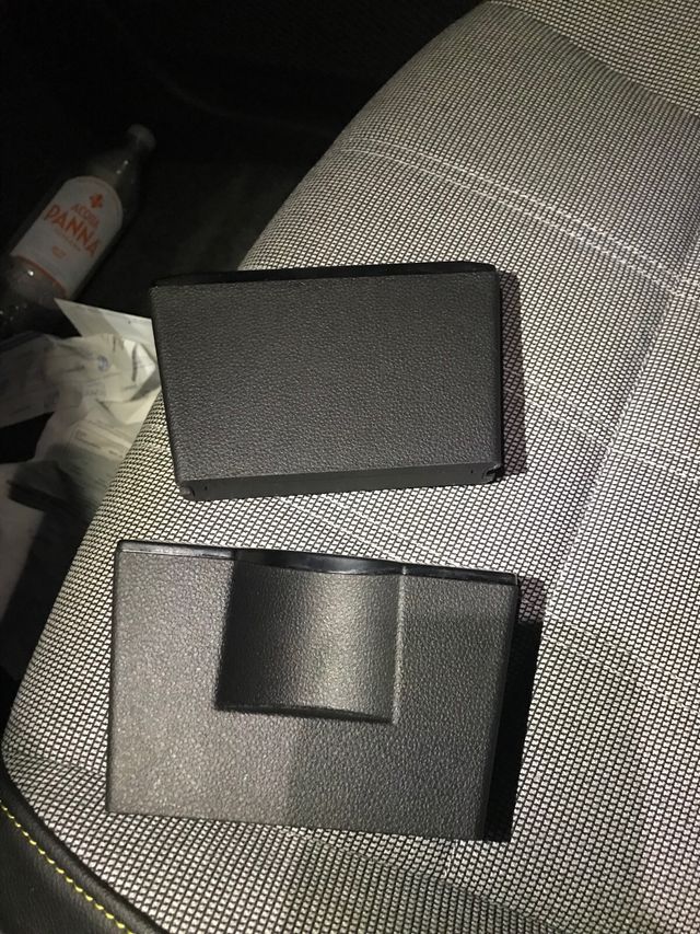 Separatori portaoggetti Renault Megane elettric 24