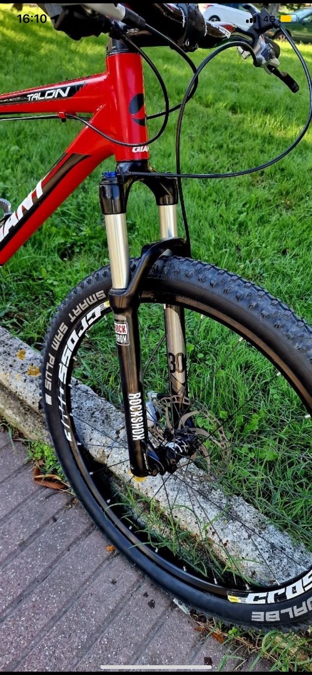 Bicicleta MTB Giant talon 4