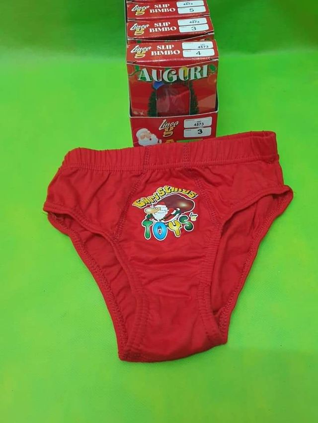 Mutandina bimbo rossa,  varie taglie