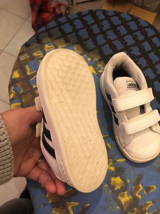 scarpe unisex adidas n.22