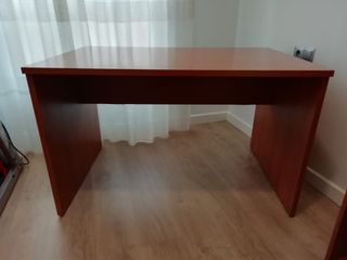 Mesa de despacho maciza