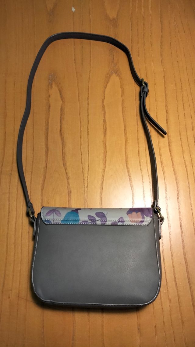 Borsa Thun a tracolla