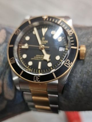 Reloj TUDOR BLACK BAY
79733N ORO 18KT Y ACERO