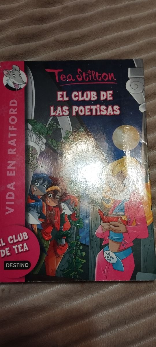 El club de las poetisas
