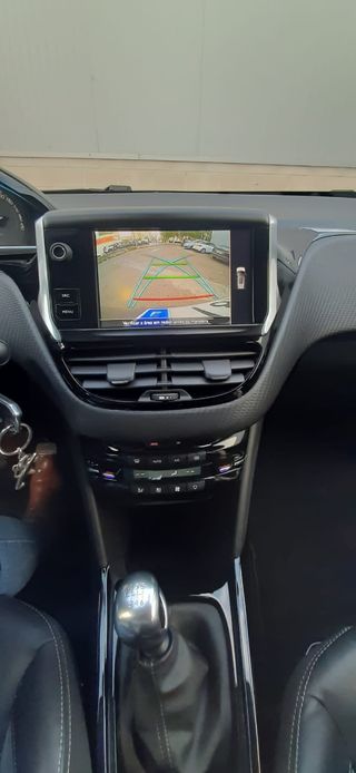 Aquiler Peugeot 2008 1.6Hdi Allure 120CV