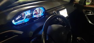 Aquiler Peugeot 2008 1.6Hdi Allure 120CV