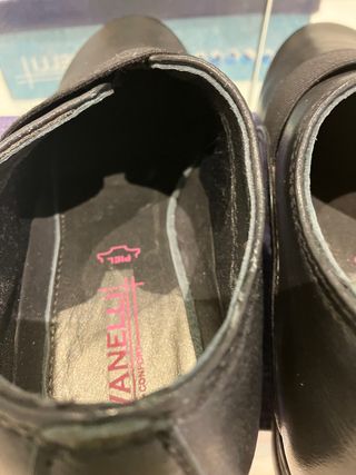 Zapatos de piel msrca Vanelli confort