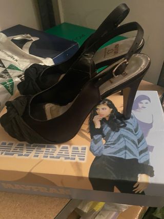 Zapatos de fiesta de raso negro T.38