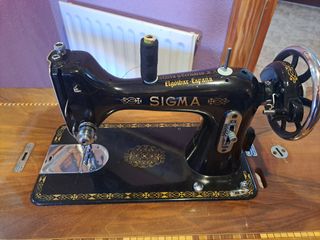 Maquina de coser SIGMA